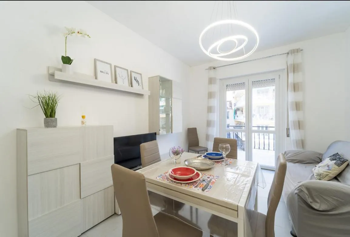 Sanny Apartment In The City Center Sanremo