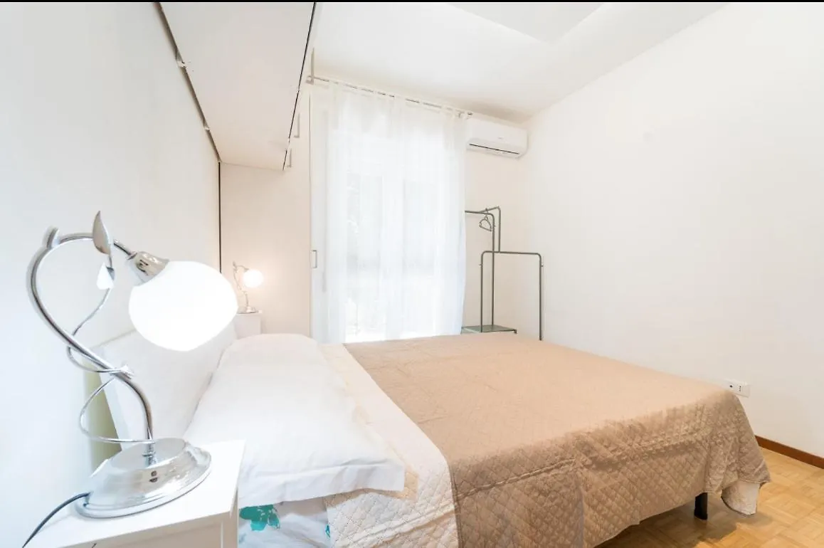Sanny Apartment In The City Center Sanremo Italy