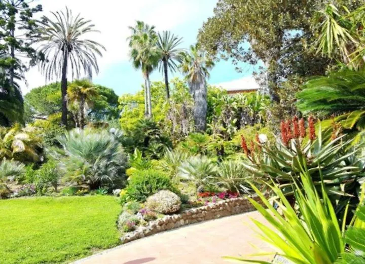 Sanny Apartment In The City Center Sanremo 0*,  Italy