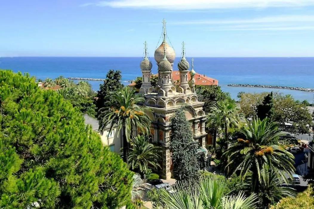 Sanny Apartment In The City Center Sanremo